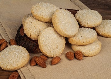 Burks Traditional Almond Amaretto