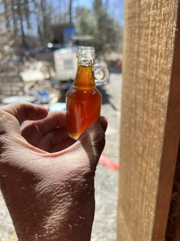 Scrabble Hill Wood-Fired Maple Syrup 1 Liter - Image 9